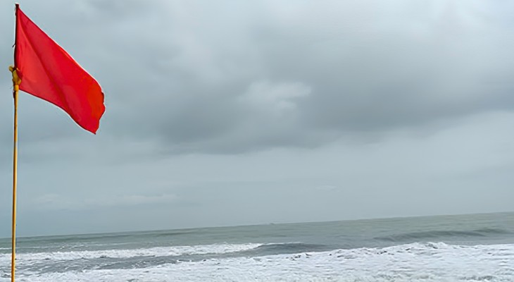 বঙ্গোপসগরে নিম্নচাপ, চার সমুদ্রবন্দরে সতর্ক সংকেত